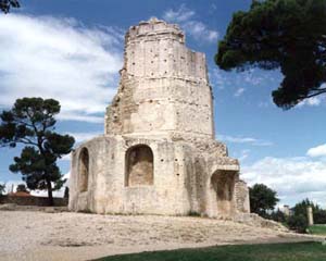 La Tour Magne
